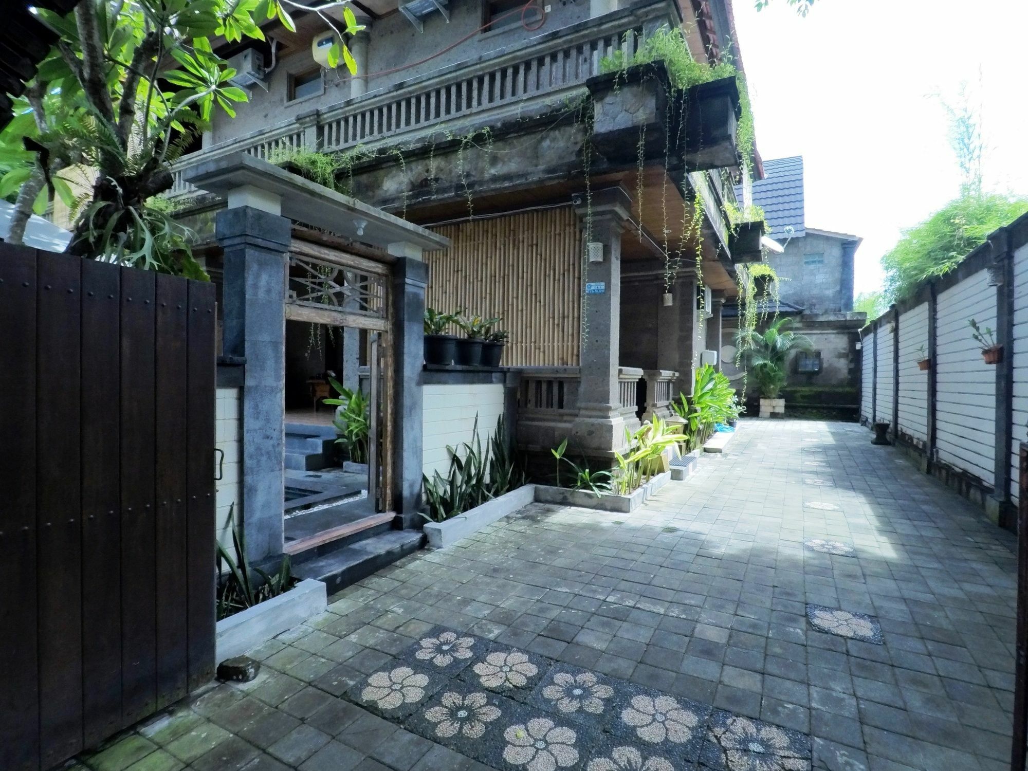 Villa Happy Jimbaran ภายนอก รูปภาพ